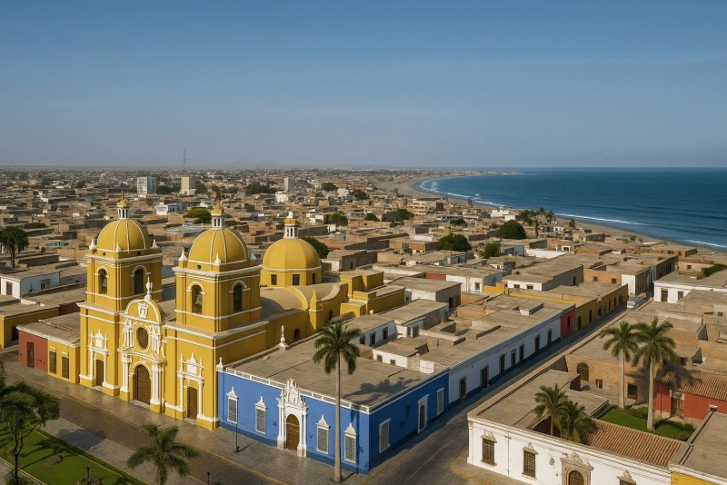 panorámica del centro de trujillo en el departamento de la libertad