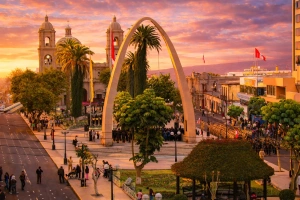 Vista panorámica de la geografía de Tacna en Perú