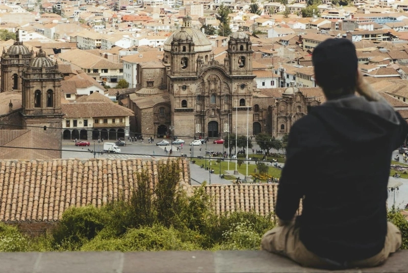 Calendario de feriados de abril 2026 en Perú y sus beneficiarios