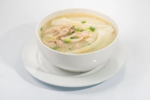 plato de sopa wantan